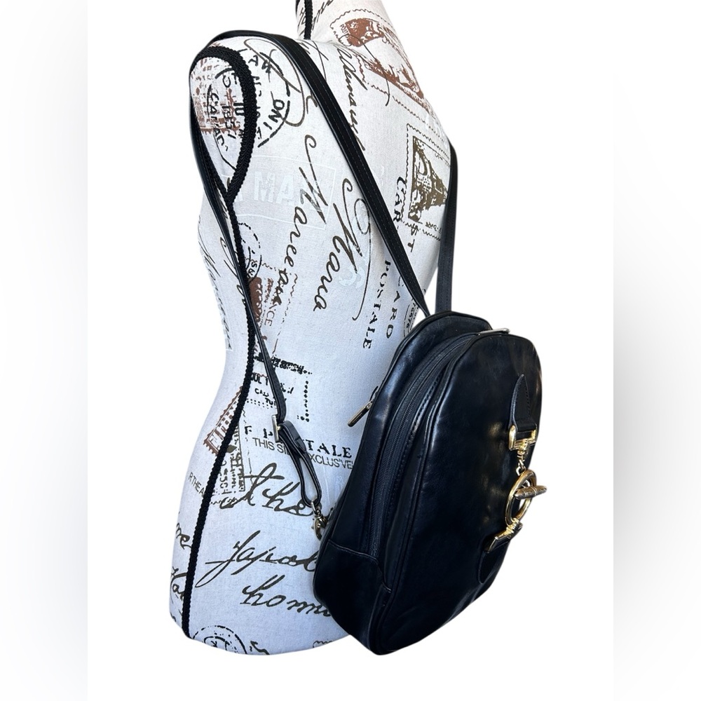 Texier Black Leather Mini Backpack with Sexy Gold Toggle - Picture 3 of 14